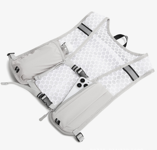 Yansıtıcı Hafif Koşu Yeleği, B - Running Gear Essential incelemesi ve fiyatı